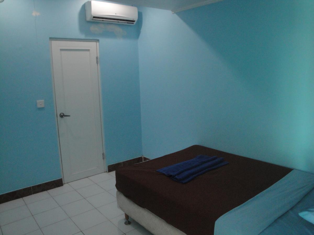 Yoyo'S Hotel Sekongkang Eksteriør billede
