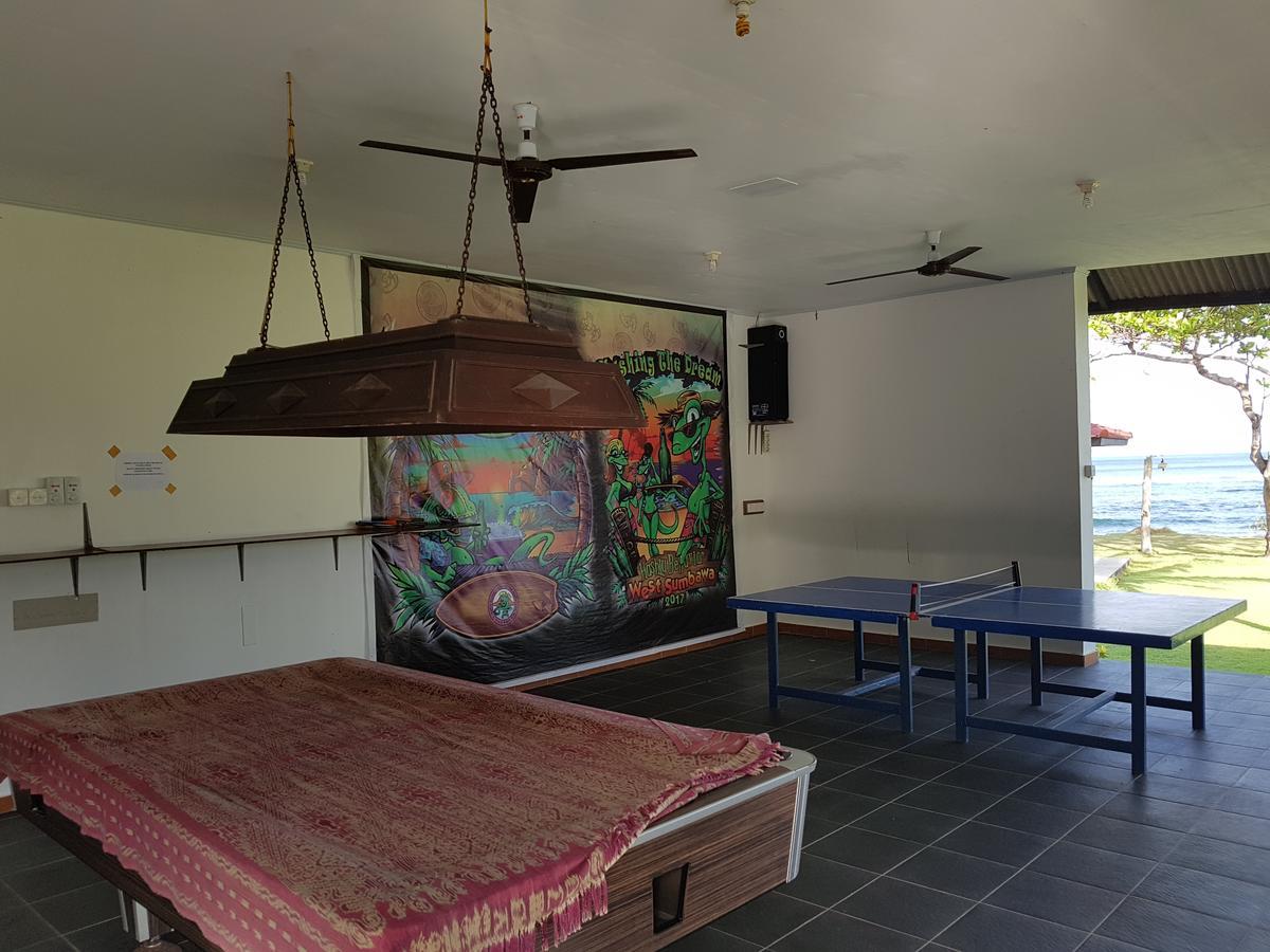 Yoyo'S Hotel Sekongkang Eksteriør billede